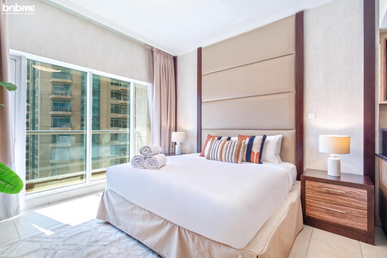 Bnbmehomes - Spacious Studio In Downtown Near Burj Khalifa - 1703 Dubaj Kültér fotó